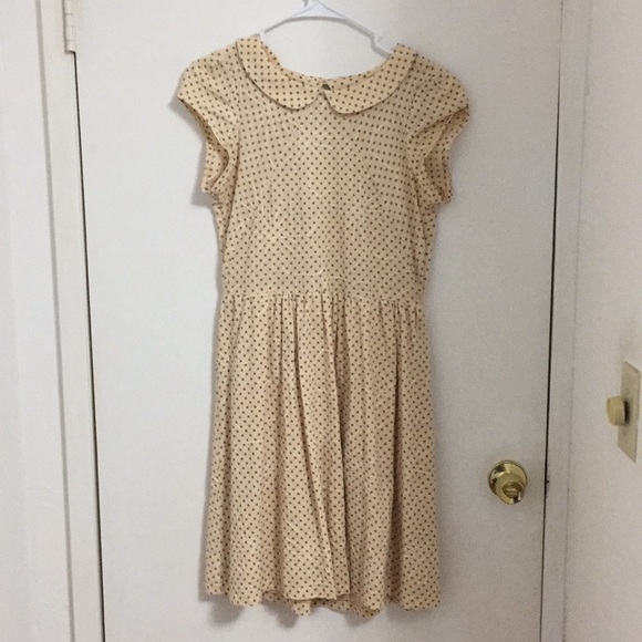 dear creatures Dresses & Skirts - Anthropologie Blush & Grey Polka Dot Floral Dress